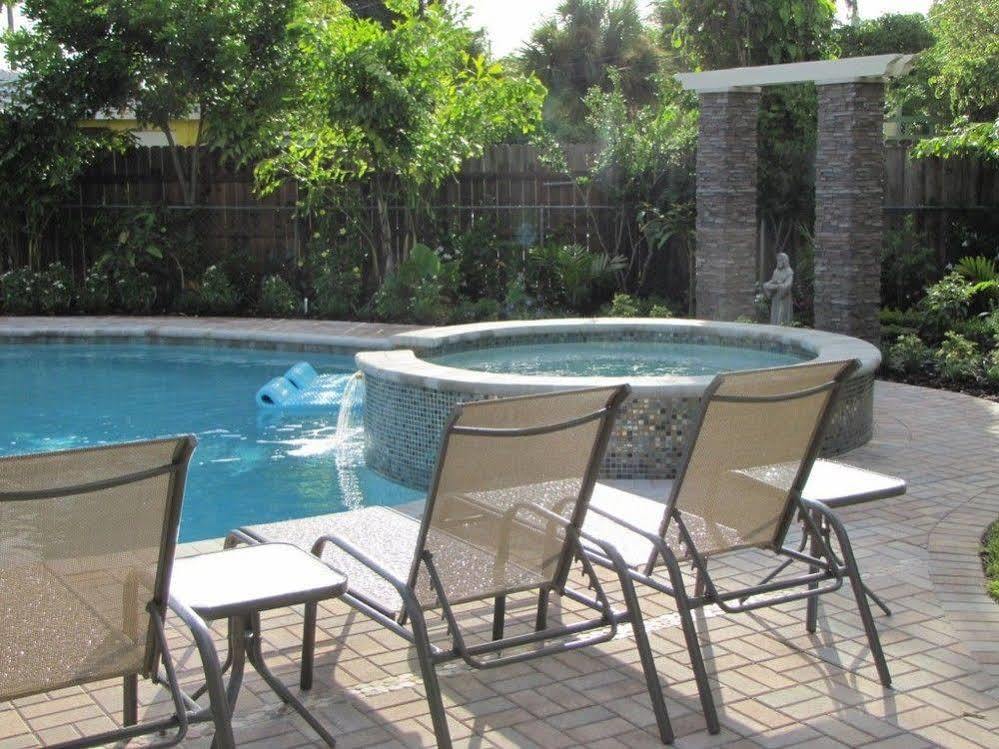 Heffron Manor Hotel Wilton Manors Buitenkant foto