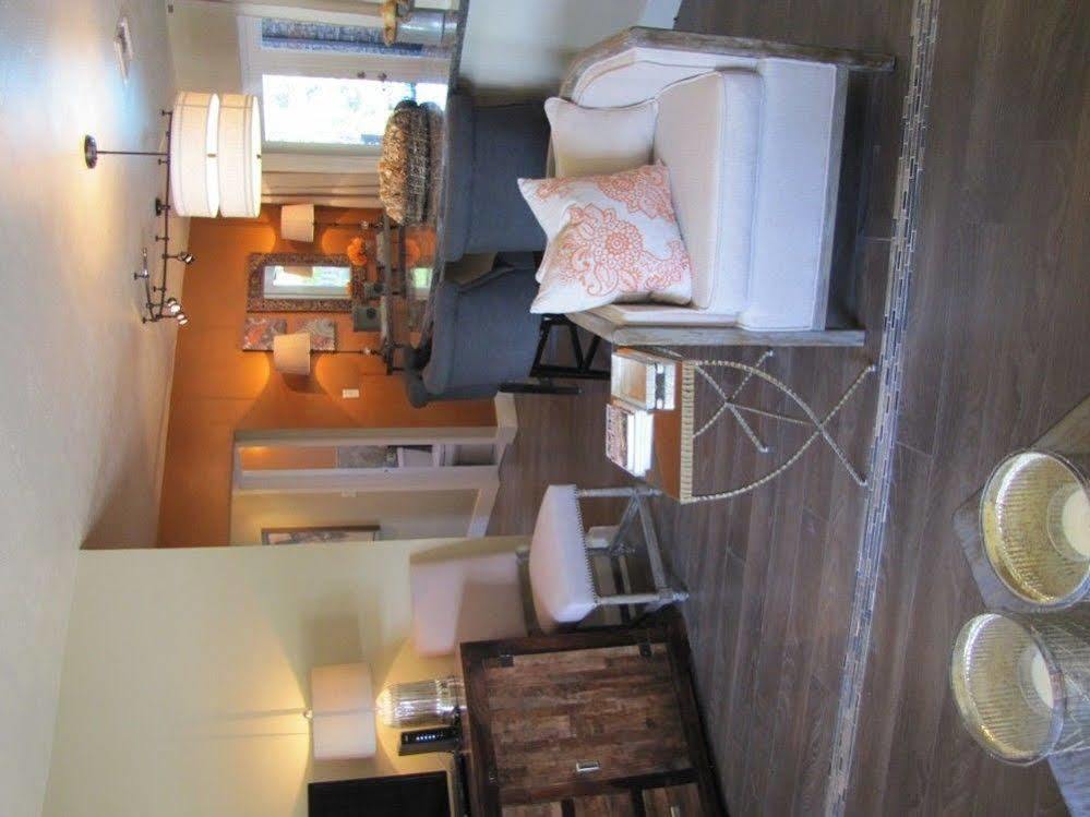 Heffron Manor Hotel Wilton Manors Buitenkant foto